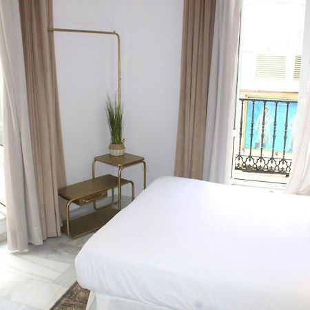 Hostal Roomsole 塞维利亚 外观 照片