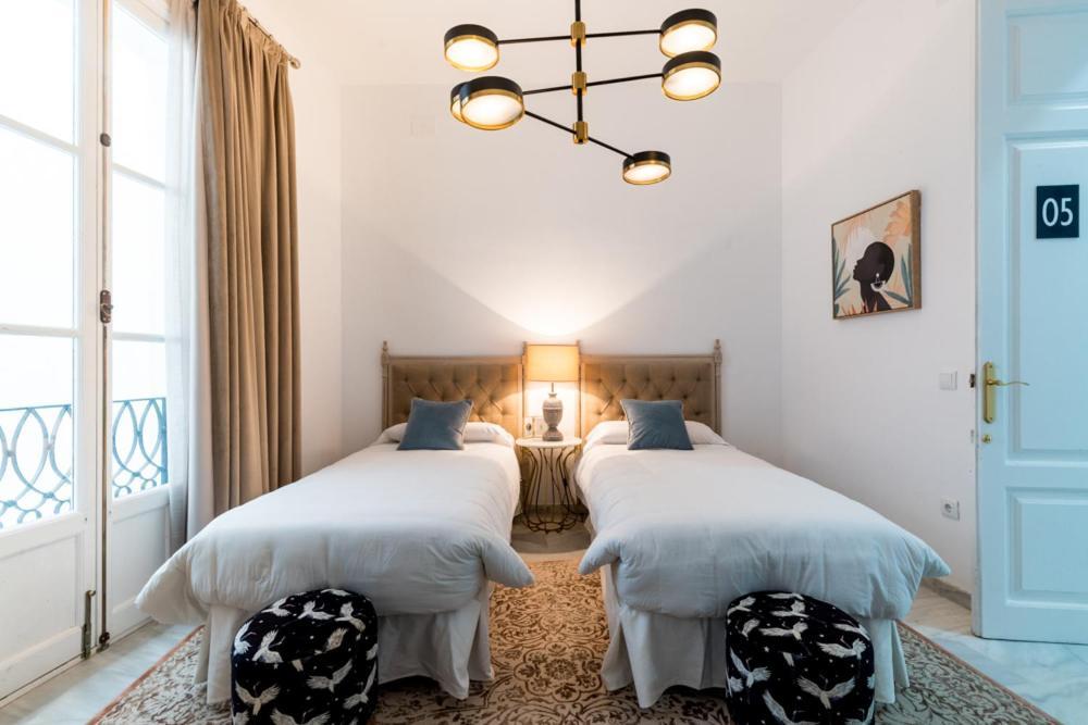 Hostal Roomsole 塞维利亚 外观 照片