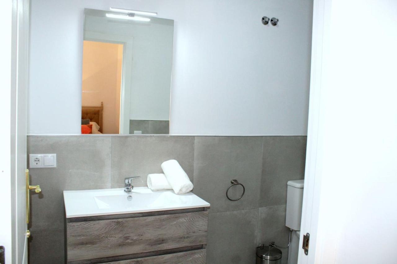 Hostal Roomsole 塞维利亚 外观 照片