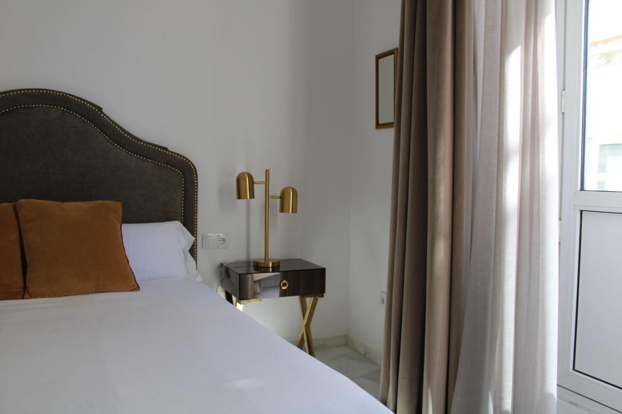Hostal Roomsole 塞维利亚 外观 照片